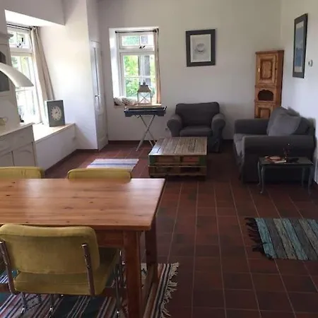 Gastenverblijf Op Zijn Zweeds Echten  Exterior foto